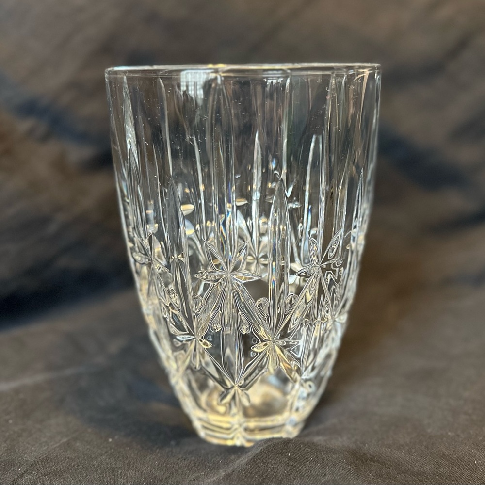 Marquis by WATERFORD Vase - Sparkle -  9" - BRAND NEW.